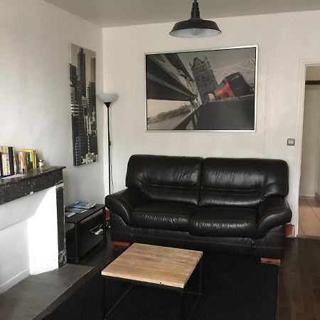Appartement Chez Tibo โพรแว็ง ภายนอก รูปภาพ