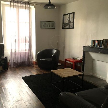 Appartement Chez Tibo โพรแว็ง ภายนอก รูปภาพ