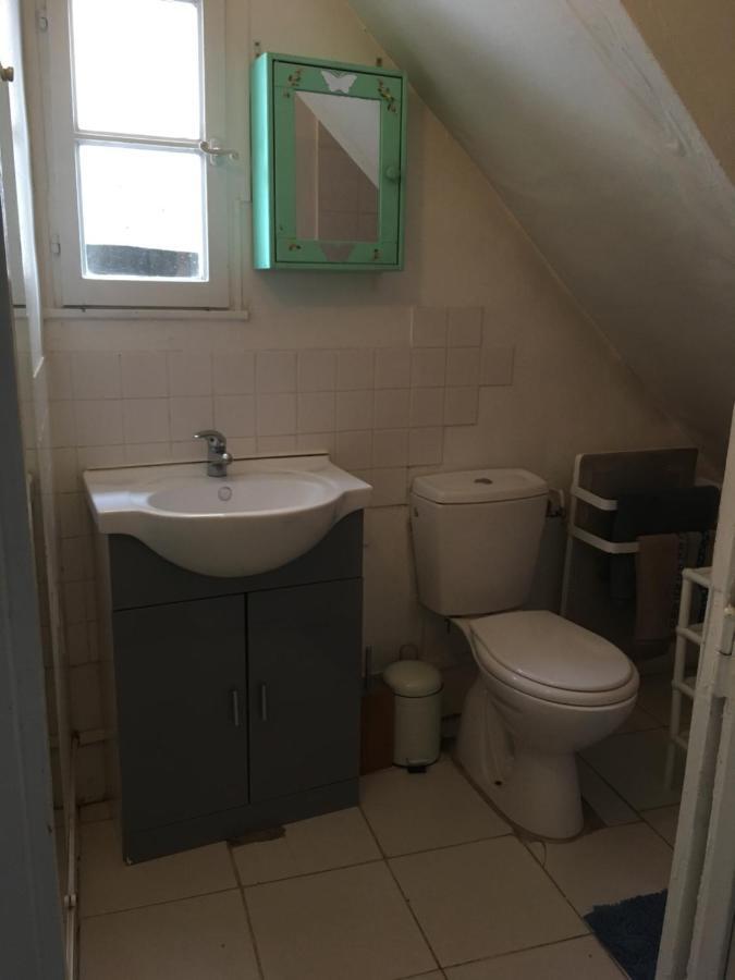 Appartement Chez Tibo โพรแว็ง ภายนอก รูปภาพ