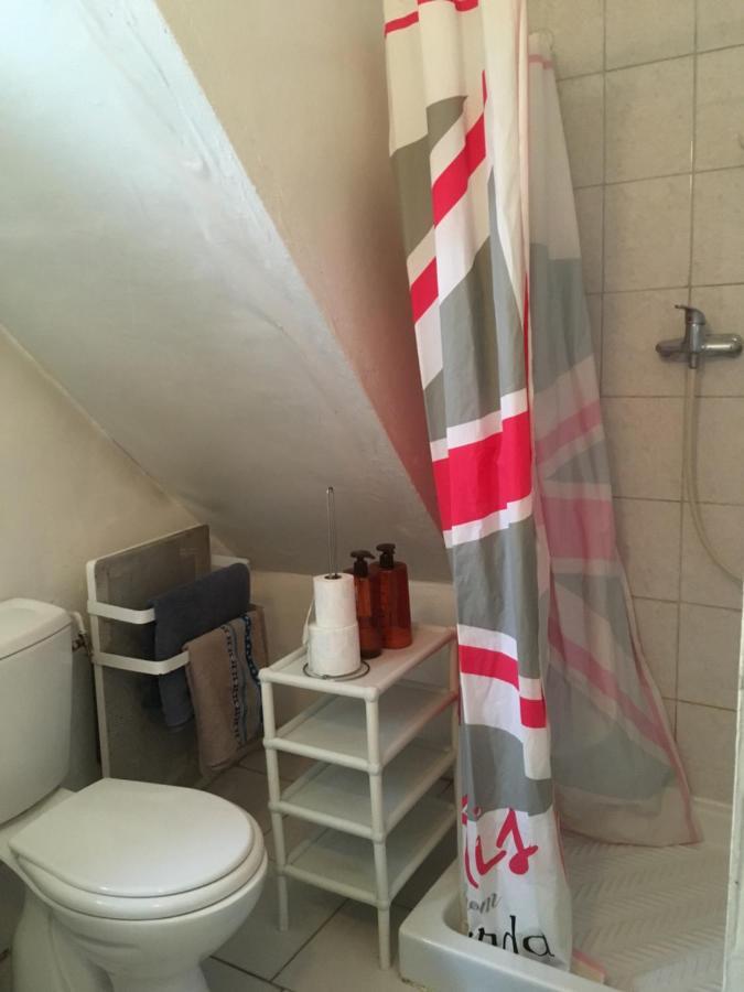 Appartement Chez Tibo โพรแว็ง ภายนอก รูปภาพ